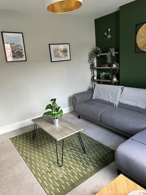 Three Storey Clifton Town House Hébergement de vacances Bristol