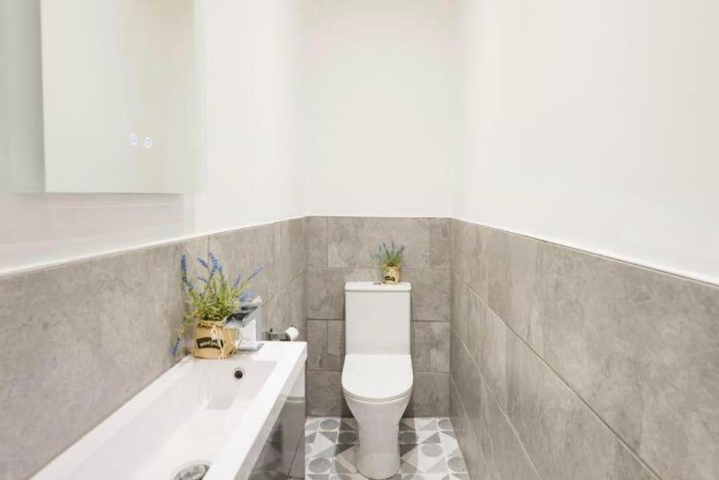 Hébergement de vacances Three Storey Clifton Town House *